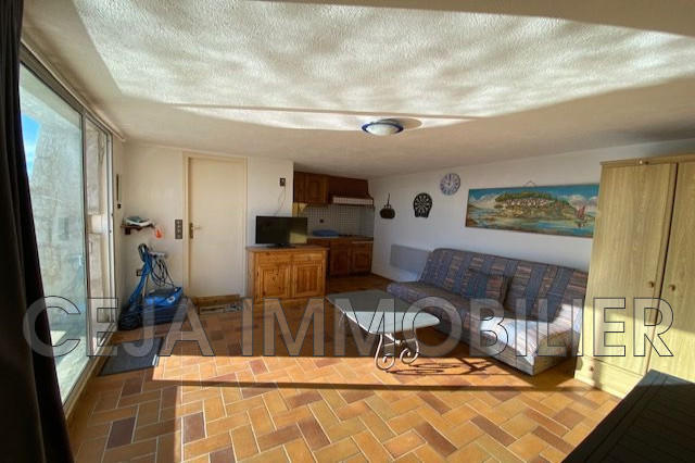 Maison - 185 m² - 7 pièces