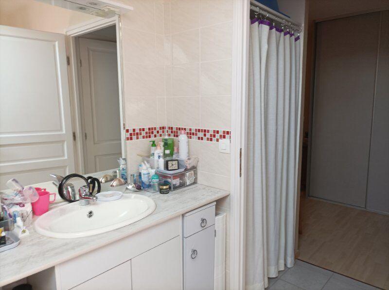 Maison - 185 m² - 5 pièces