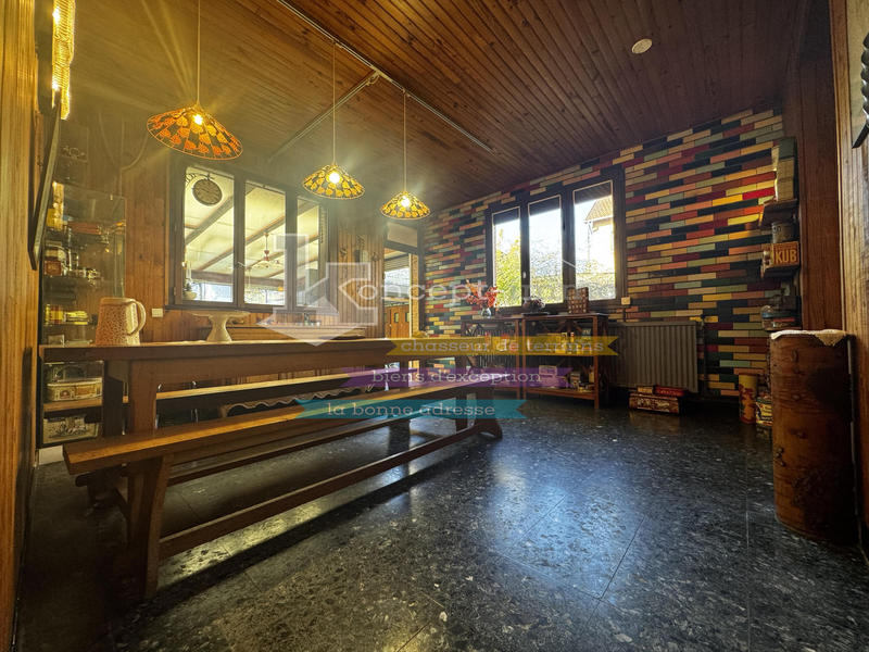 Maison - 140 m² - 6 pièces