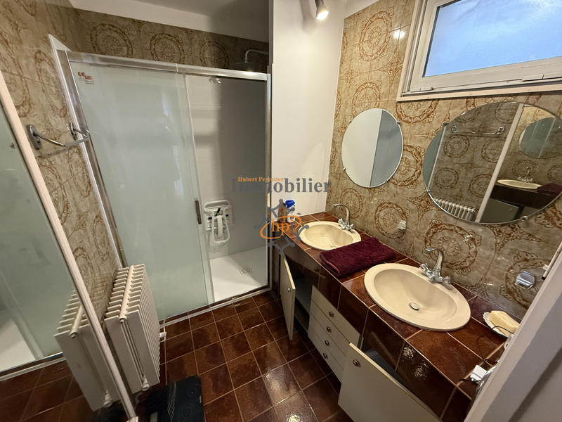 Maison - 176 m² - 5 pièces