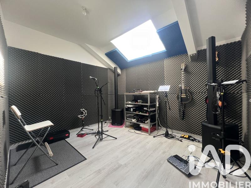 Maison - 153 m² - 7 pièces