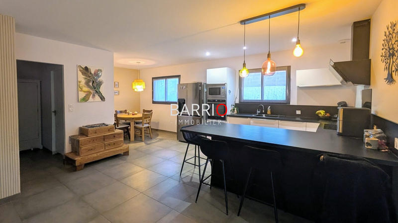 Villa - 107 m² - 4 pièces