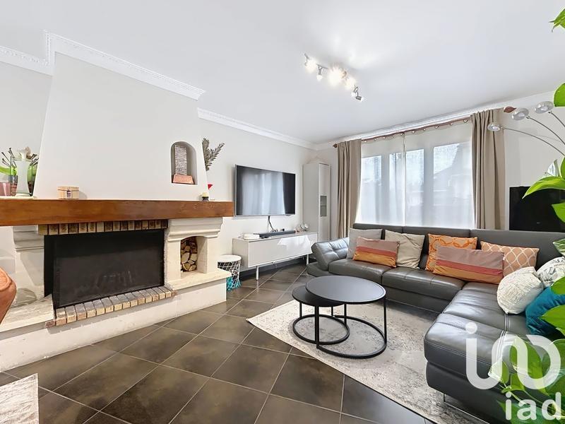 Maison - 136 m² - 6 pièces