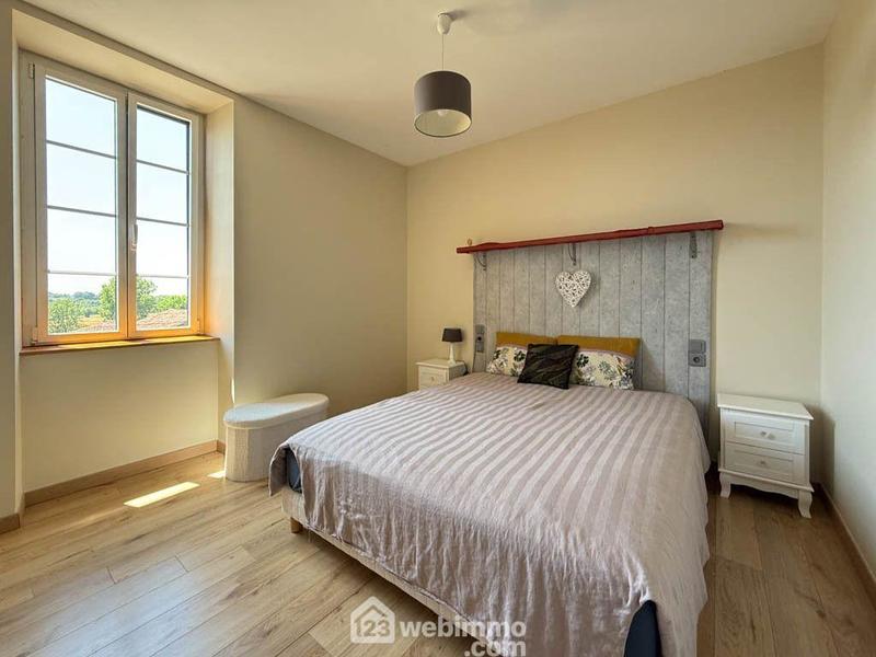 Maison de village - 205 m² - 11 pièces