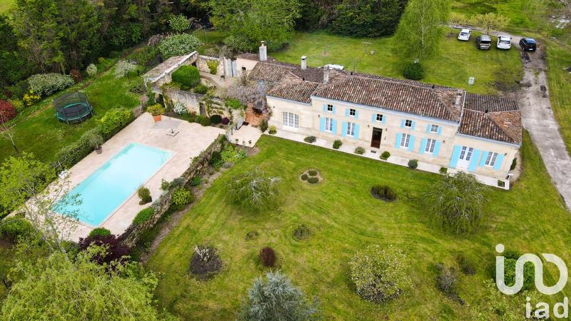 Maison - 314 m² - 10 pièces