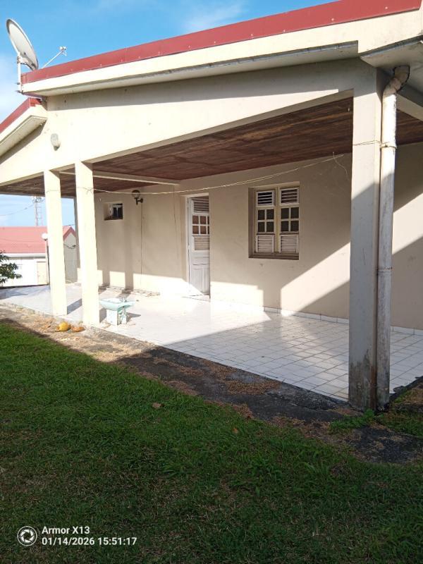 Maison - 206 m² - 4 pièces