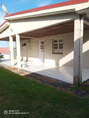 Maison - 206 m² - 4 pièces