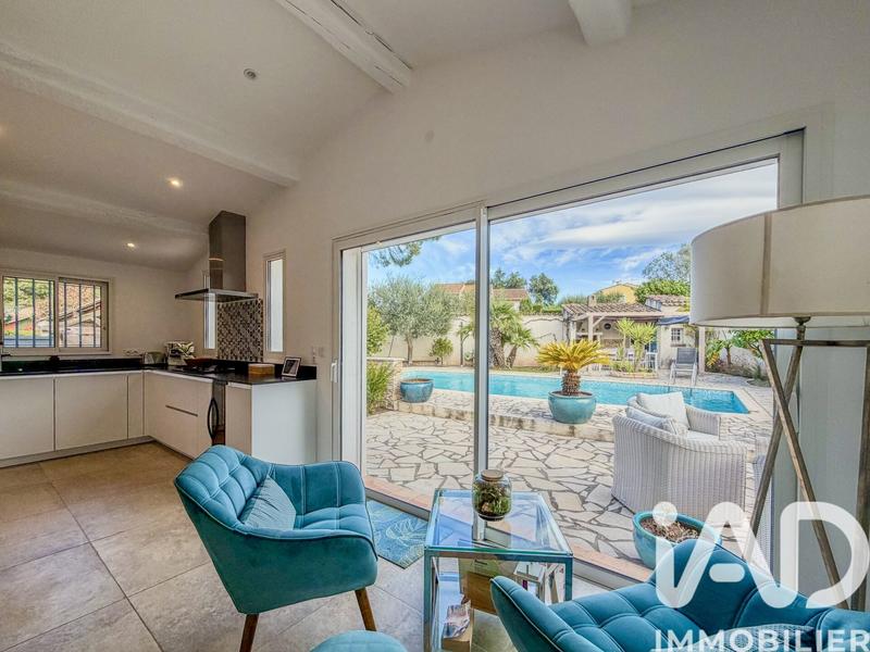 Maison - 140 m² - 6 pièces