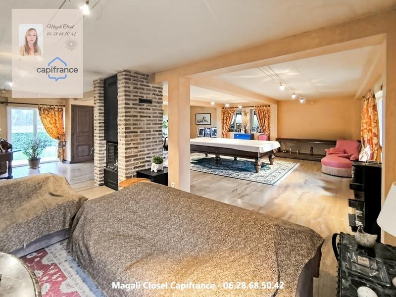 Maison - 350 m² - 9 pièces