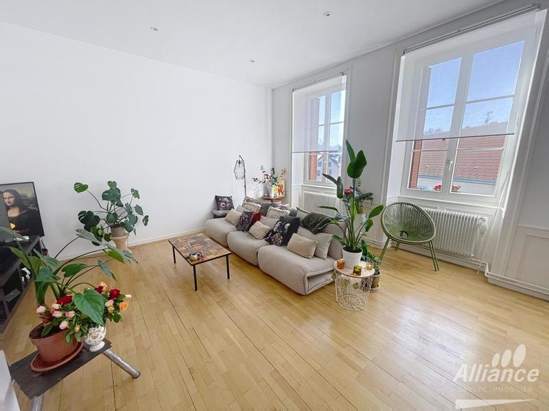 Appartement - 87 m² - 3 pièces