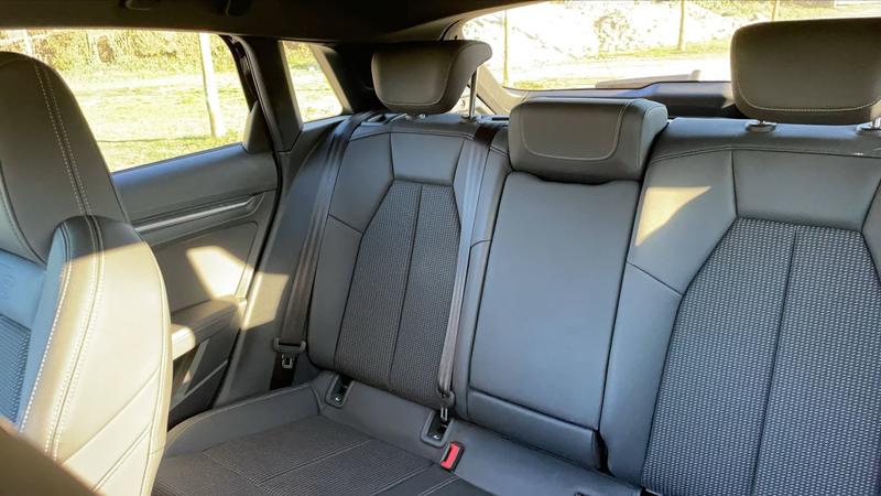 Audi A3 sportback 35 Tdi 150 s-Tronic7 s-Line - Automatique