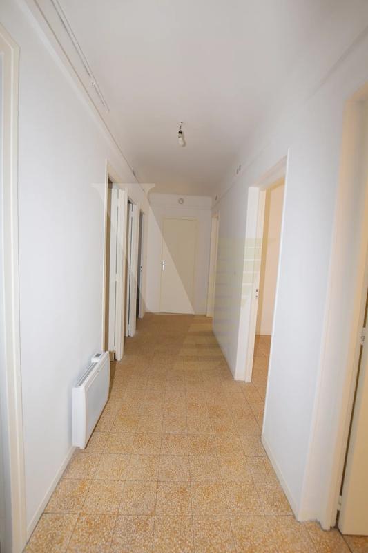 Appartement - 79 m² - 4 pièces