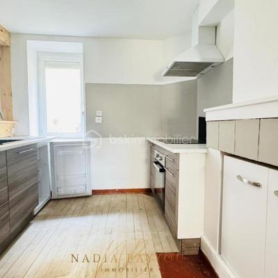 Maison de village - 76 m² - 4 pièces