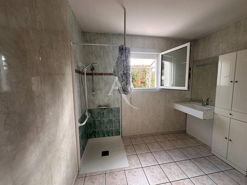 Maison - 85 m² - 5 pièces