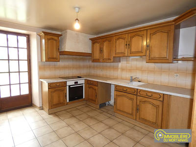 Maison ancienne - 127 m² - 3 pièces