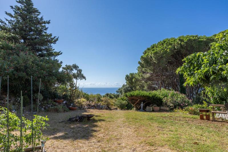 Maison - 143 m² - 5 pièces