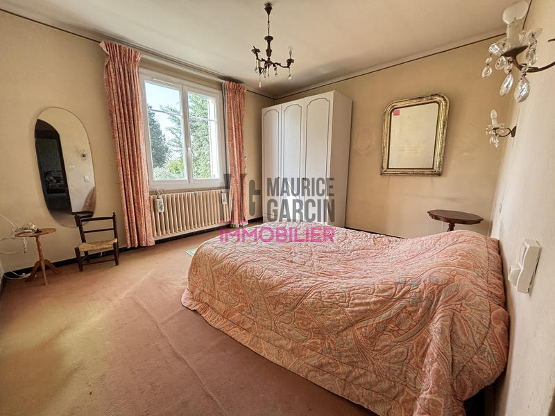 Maison - 137 m² - 5 pièces