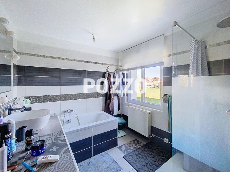 Maison - 153 m² - 5 pièces