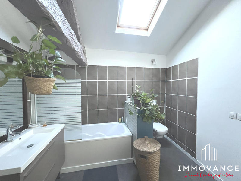 Appartement - 83 m² - 3 pièces