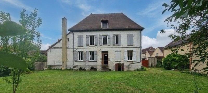 Maison - 232 m² - 8 pièces