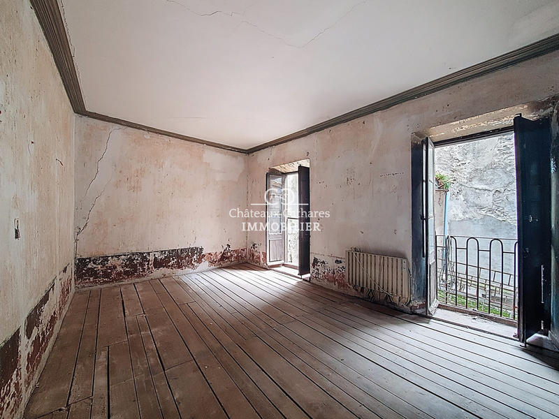 Maison ancienne - 160 m² - 8 pièces