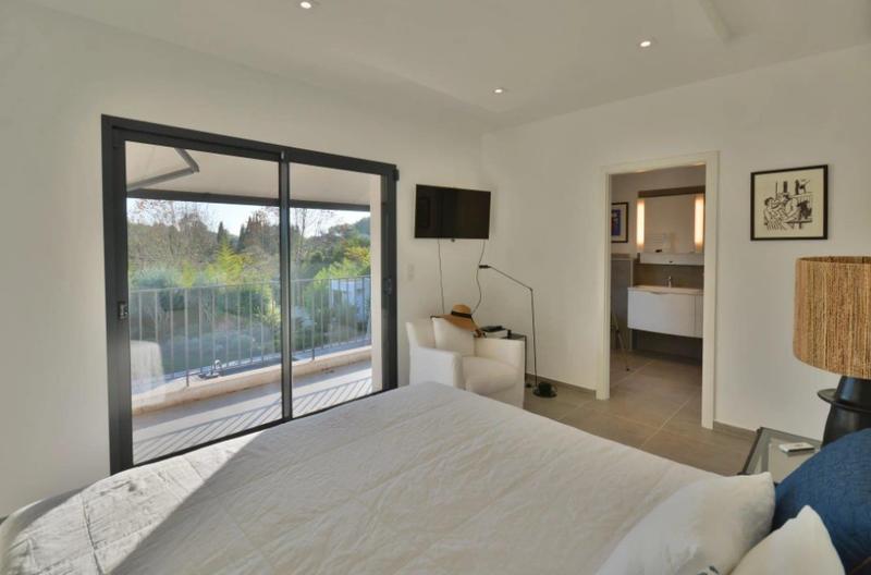 Villa - 250 m² - 7 pièces