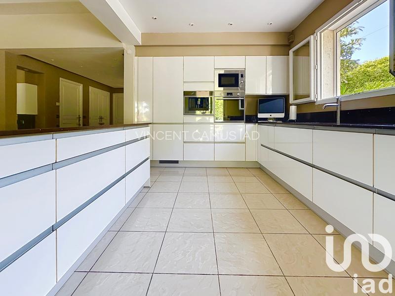 Maison - 188 m² - 5 pièces