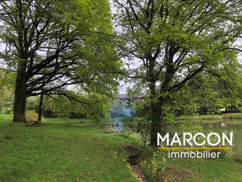 Propriété - 145 m² - 6 pièces