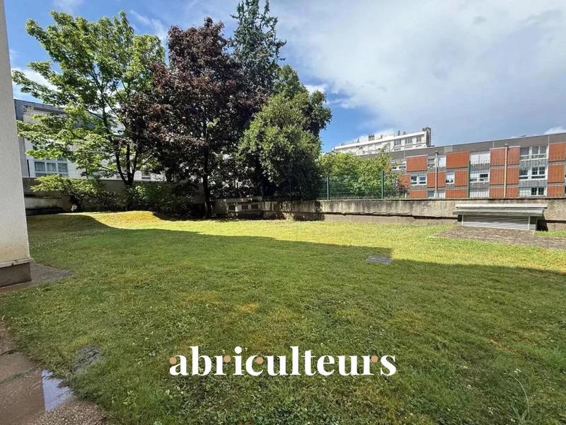 Appartement - 87 m² - 4 pièces