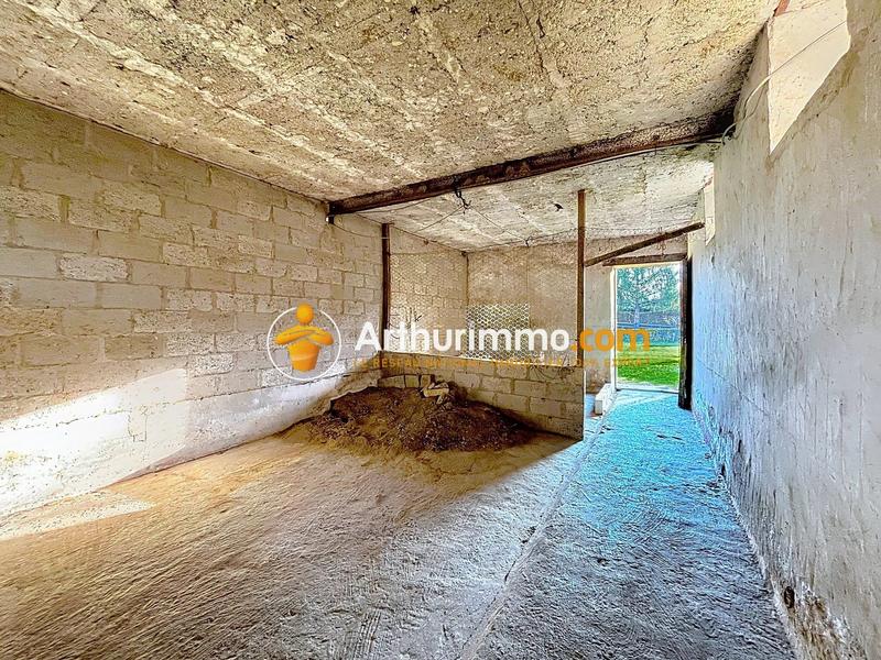 Maison - 202 m² - 2 pièces