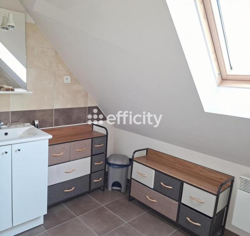 Maison - 80 m² - 5 pièces