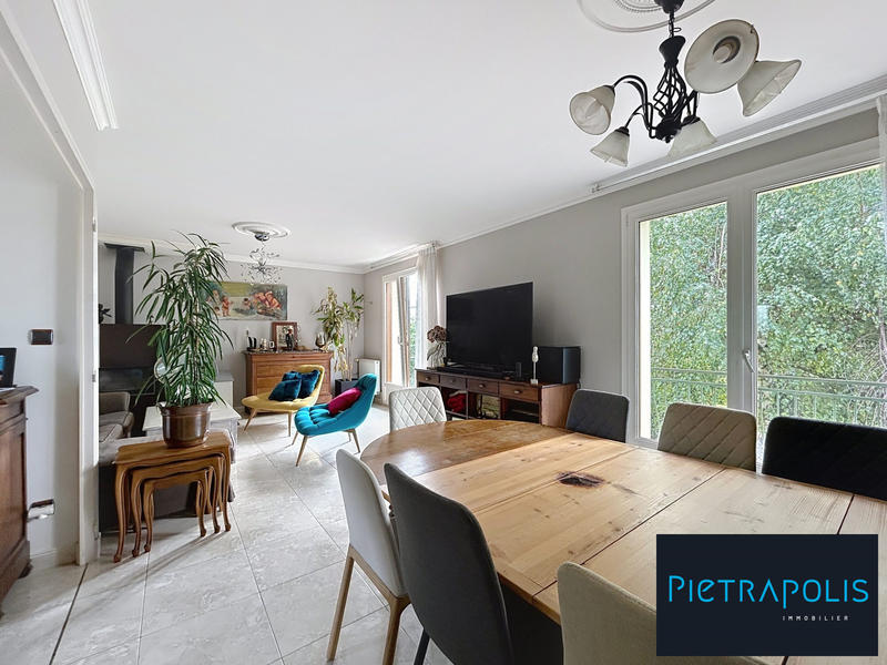 Maison - 96 m² - 4 pièces