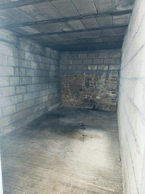 Parking / Garage - 13 m²