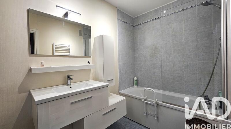 Appartement - 84 m² - 4 pièces