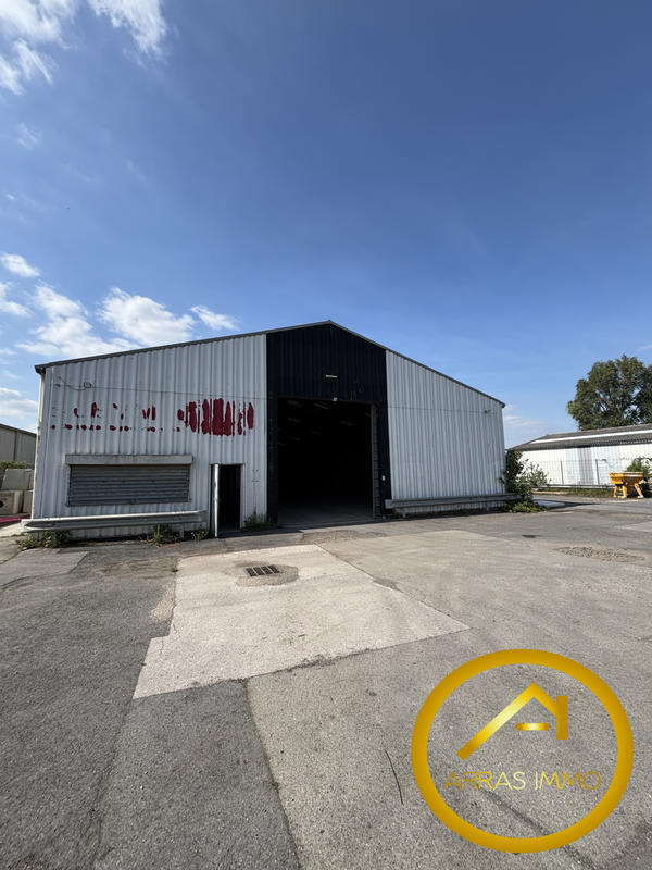 Local d'activités - 480 m²