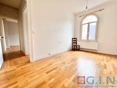 Appartement - 75 m² - 3 pièces