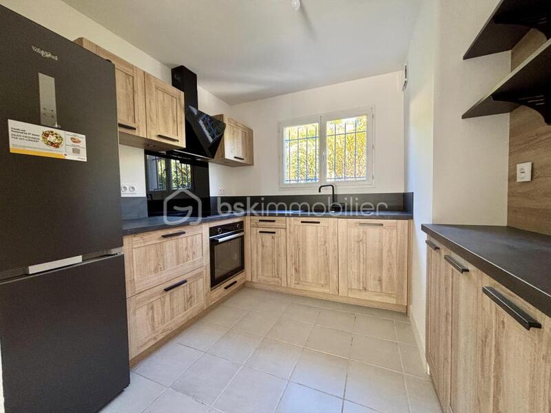 Maison jumelée - 91 m² - 4 pièces