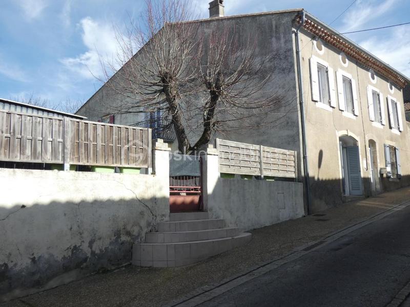 Maison de village - 211 m² - 10 pièces