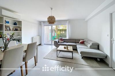 Appartement - 82 m² - 4 pièces