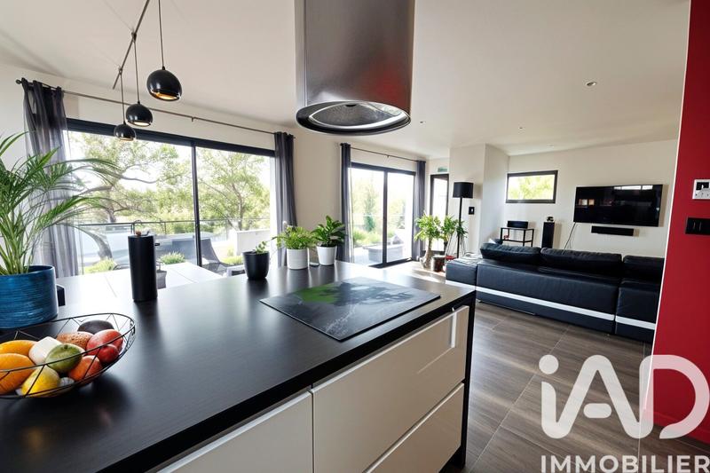 Appartement - 111 m² - 3 pièces