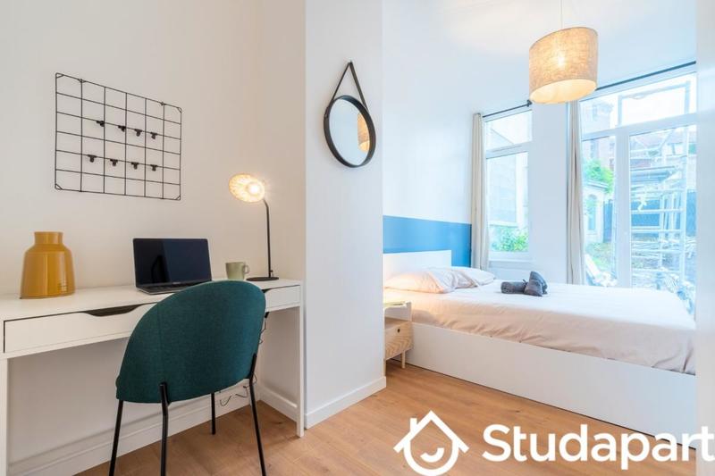 Chambre - 14 m² - 1 pièce