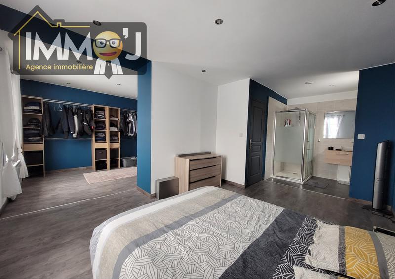 Maison - 137 m² - 4 pièces