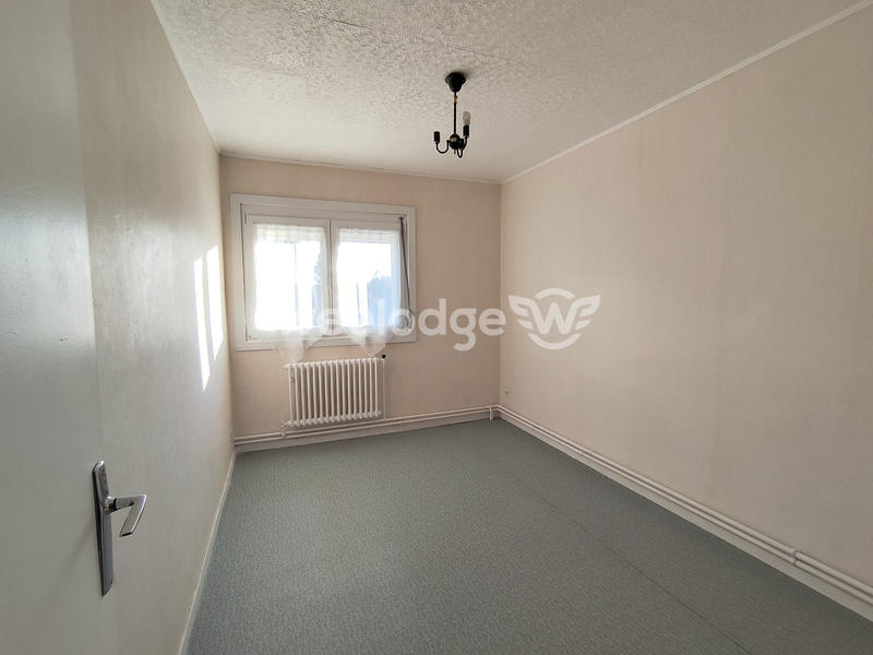 Maison - 94 m² - 5 pièces