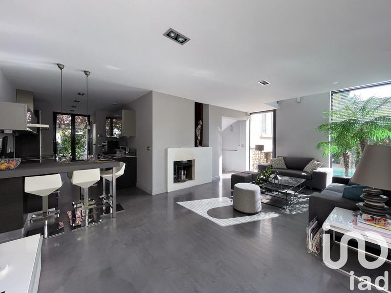 Maison - 148 m² - 7 pièces