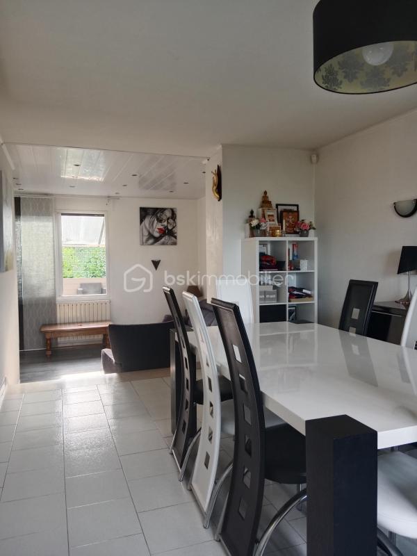 Maison - 229 m² - 6 pièces