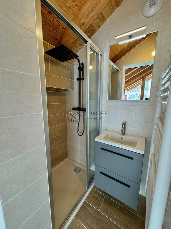 Appartement - 86 m² - 4 pièces