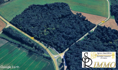 Terrain de loisirs - 118 422 m²