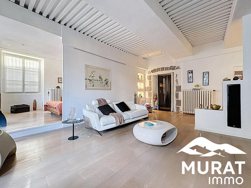 Appartement - 240 m² - 7 pièces