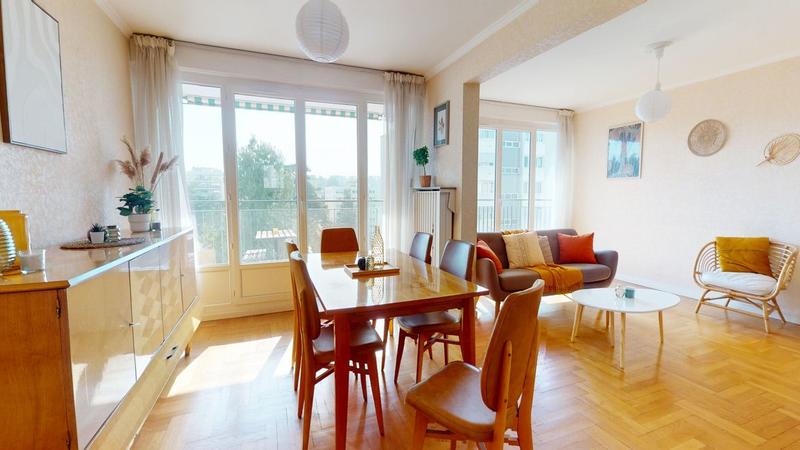 Appartement - 96 m² - 4 pièces