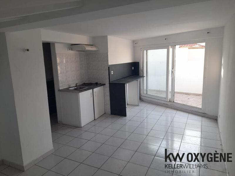 Loft - 70 m² - 3 pièces